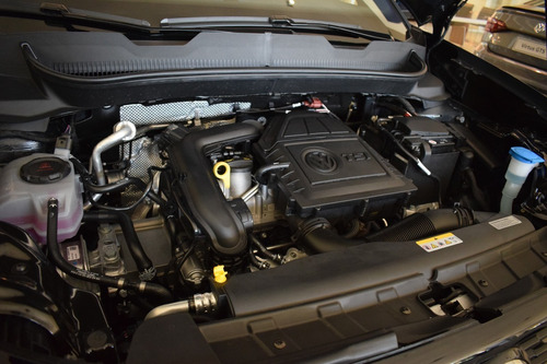 Imagen 9 de 10 de Volkwagen T-cross Comfortline 200 Tsi Tip
