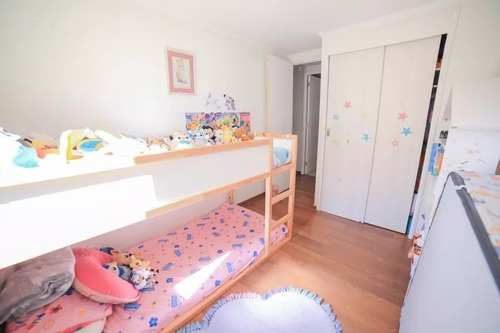 Departamento En Venta De 3 Dorm. 2 Baños En Las Condes