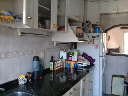¡preciosa Casa, 3 Dormitorios, Gran Terraza Con Parrillero, Jardín, Garaje, Para Entrar!