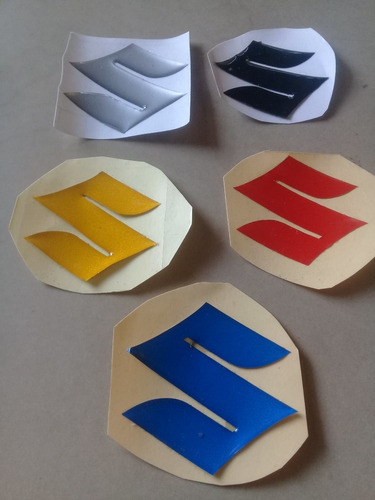 Imagen 4 de 6 de Calcomania O Emblema S Para Motos Suzuki Vstrom, Gn, En, Etc