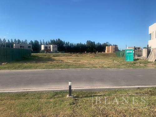 Imagen 3 de 29 de Retasado! Lote De 740 M2 En Lagos De Canning 1 - Excelente Ubicación!