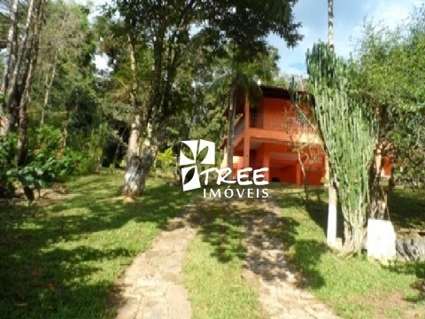 Imagem 5 de 6 de Venda Chacara Em Arujá Localizado No Mirante Estrada Dos Fernandes Com At: 12000 M² Distribuídos: Casa Sede: 3 Dormitórios Com Suíte E Banheiro, Cozin - Ch00059 - 3533131