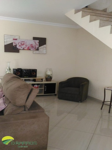 Hipica Pinheiros - Taubate - Sobrado - 4 Dorms - Sendo 1 Suite - 3 Salas - 3 Banheiros - 6 Vgs - Terreno 282mta - A.c.232mts - 6002 - 34496860