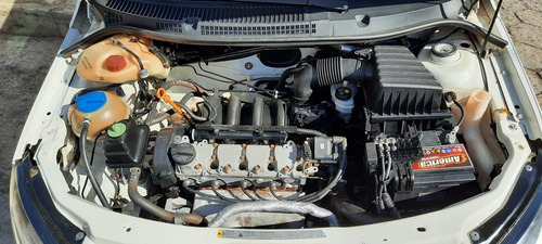 Imagem 7 de 8 de Volkswagen Saveiro 1.6 Trend Cab. Estendida Total Flex 2p