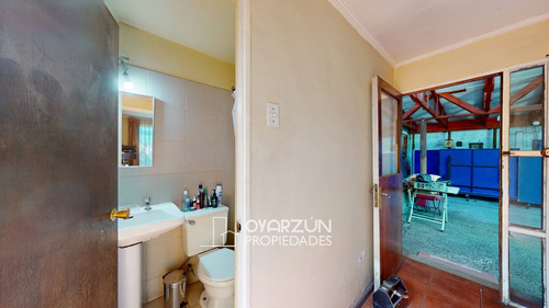 Casa En Venta De 4 Dormitorios Con Gran Terreno De 520 Mts2.