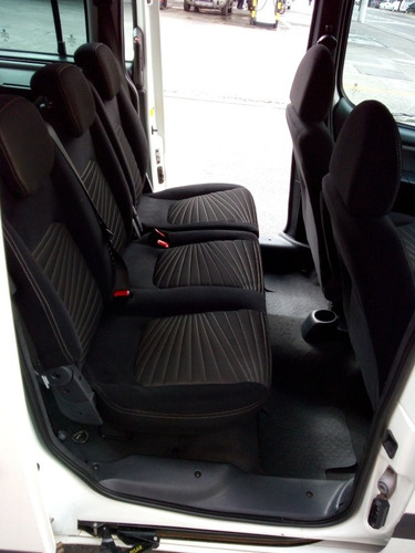 Fiat Dobló Essence 1.8 7 Lug.