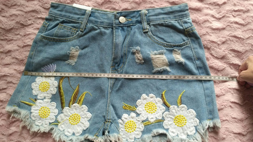 Short De Jean Con Bordado Flores Talla 28 Nuevo Importado