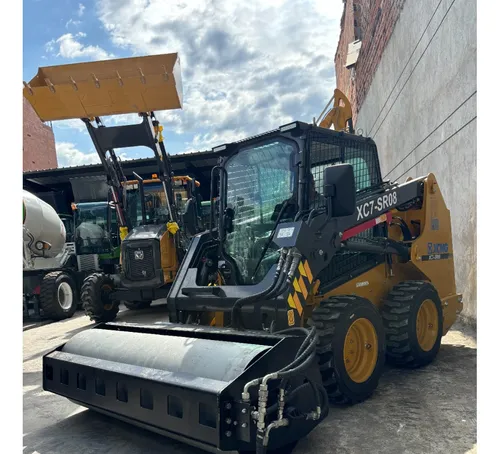 Mini Cargador Xc7-sb08 | Marca Xcmg | Tipo Bobcat