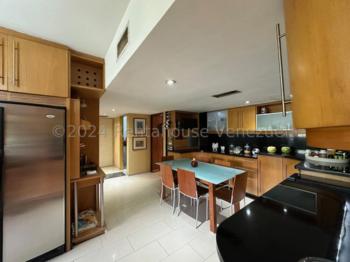 Apartamento Residencias Vill Saman Con Piscina Pozo De Agua En Venta En Los Palos Grandes Avenida 5ta Caracas Richardhernandez