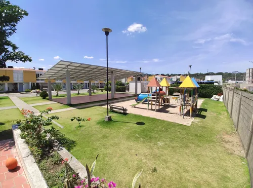 Casa En Venta En La Primavera. Cod V30202