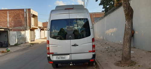 Mercedes Benz Sprinter 415 (executiva) 16 Lugares