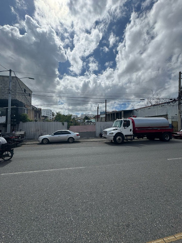 Vendo Solar De 804 Metros En La Avenida Los Próceres Próximo A Intel Con 24 Mts De Frente