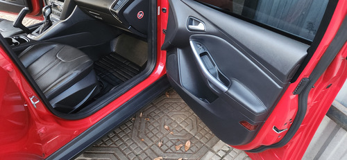 Ford Focus III Focus 5P 2.0L N AT TITANIUM