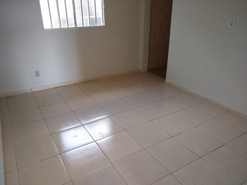 Imagem 2 de 30 de Residência De Alvenaria - Ca0654