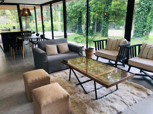 Casa En Venta A Estrenar Diseño Bosque Peralta Ramos Mar Del Plata