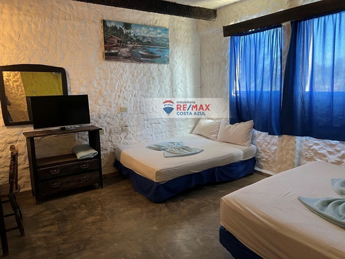 En Venta Hotel Con Estilo Colonial Clásico Ubicado En La Población De Boca De Aroa