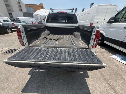 Nissan Frontier 4.0 Pro-4x V6 4x2 At