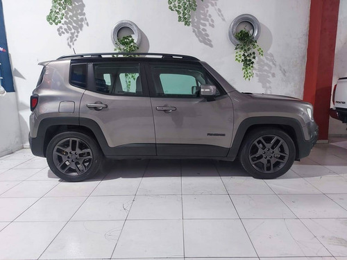 Imagem 3 de 12 de Jeep Renegade 1.8 16v Flex Limited 4p Automático
