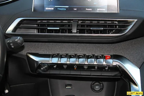 Peugeot 3008 1.6 ALLURE TP