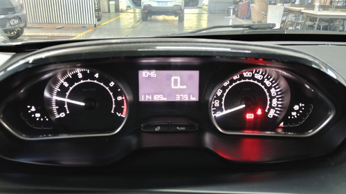 Peugeot 2008 1.6 Feline