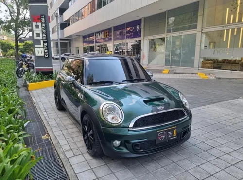 Mini Cooper S 2013 1.6 Turbo Automatíco British Green