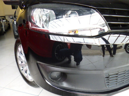 Fox 1.0 4 Pts Completo Flex 2013 Preto