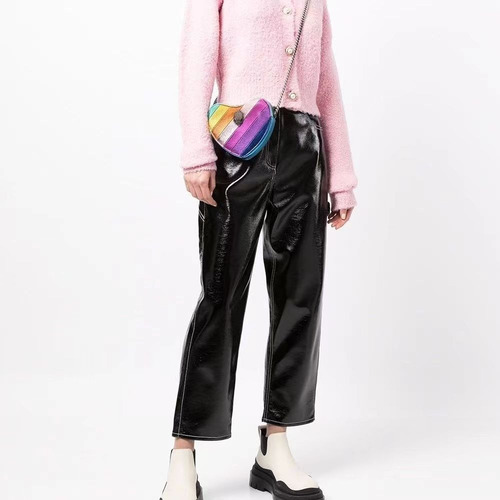 Bolso Tipo Bandolera Con Forma De Corazón Y Arco