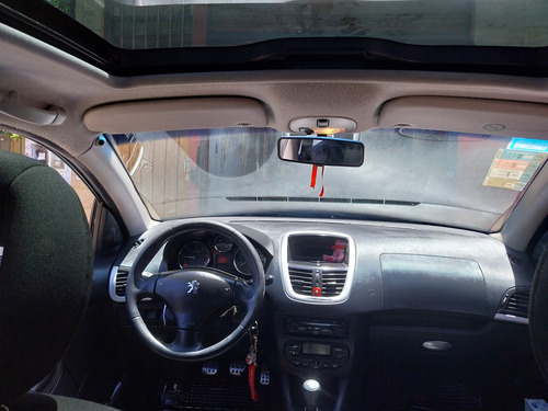 Peugeot 207 2.0 Sedan Xt Hdi