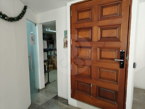 Jardines De San Mateo / Las Américas: Inmueble Productivo Con Uso De Suelo Comercial.