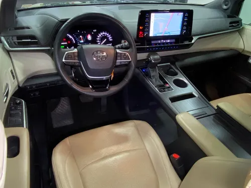 Toyota Sienna 3.5 Limited At