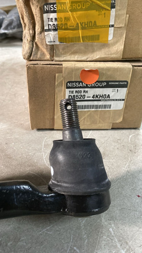 Terminal Direccion Derecha Nissan Np300 16-20