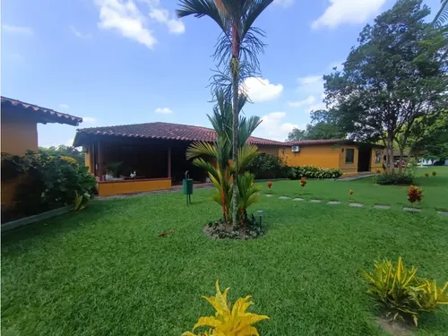 Se Vende Finca Hotel Vía Armenia - El Caimo