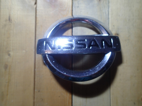 Emblema Delantera Nissan Murano 2007