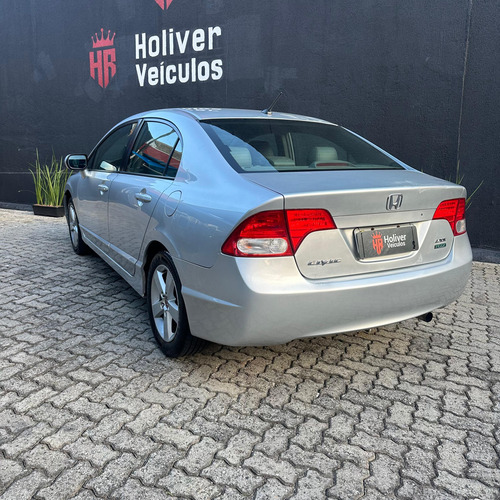 Honda Civic 1.8 Lxs Flex Aut. 4p