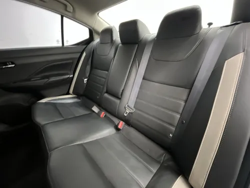 Nissan Versa EXCLUSIVE 1.6 AUT
