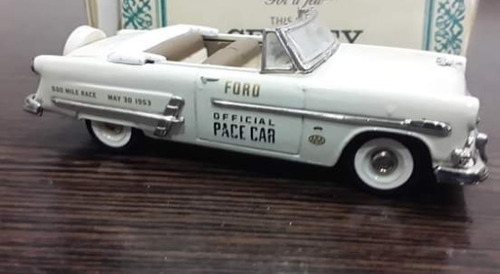 Auto Buby Ford 1953 Pace Car Collectors