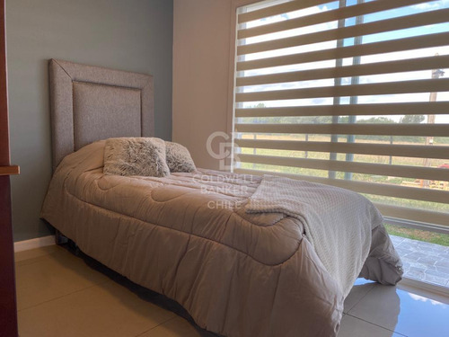 Venta De Casa/frente Al Lago.