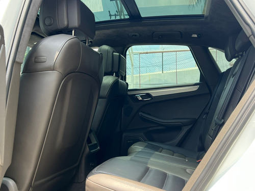 Porsche Macan 3.6 Turbo At
