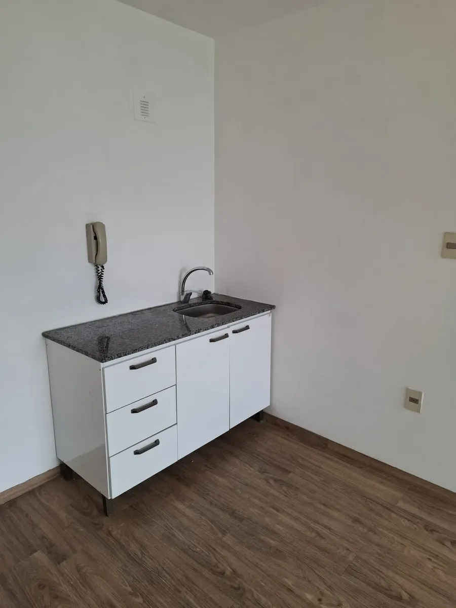 Monoambiente Impecable En Cordón | 18 De Julio | Dueño Directo · Foto 5