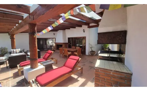 Casa Funcional Y Práctica En Venta, Centro De Avandaro