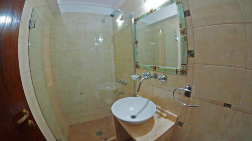 Imagen 25 de 30 de Casa Amplia En Venta Apta Para Vivienda O Uso Comercial Parque Independencia Centro Rosario