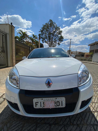 Imagem 11 de 13 de Renault Sandero 2013 1.6 Expression Hi-power 5p