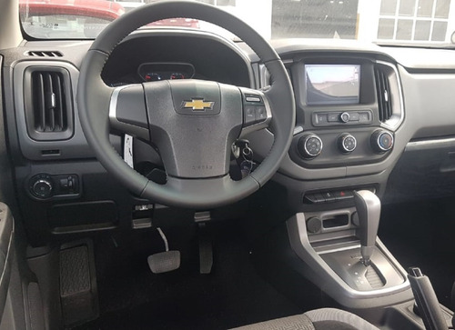 Imagen 6 de 15 de Chevrolet S10 Pick-up Lt 4×4 Automática 2.8d Cabina Doble Ep