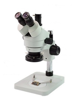 Microscópio Trinocular Simul Focal 07-45x