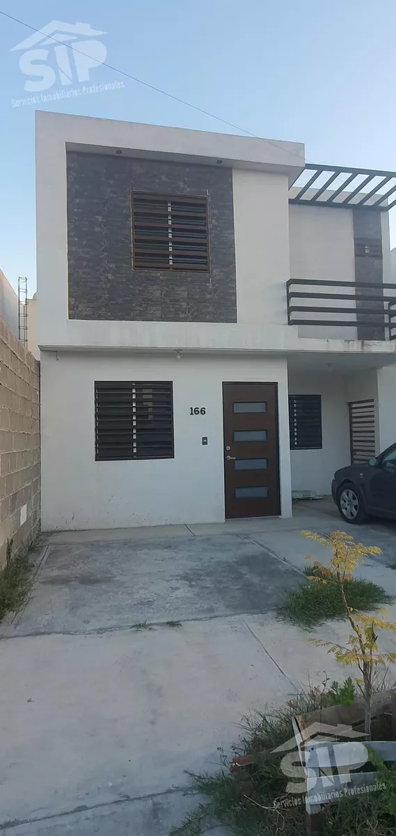 Casa En Venta Al Oriente De Saltillo