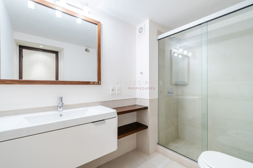 Imagen 23 de 30 de Venta Apartamento Dos Dormitorios En Torre Punta Del Este