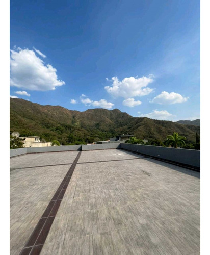 En Venta Quinta En Urbanización El Castaño Maracay Edo. Aragua