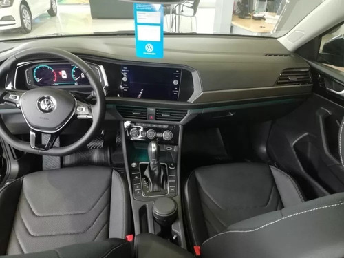 Volkswagen Vento 1.4 Highline 150cv At L