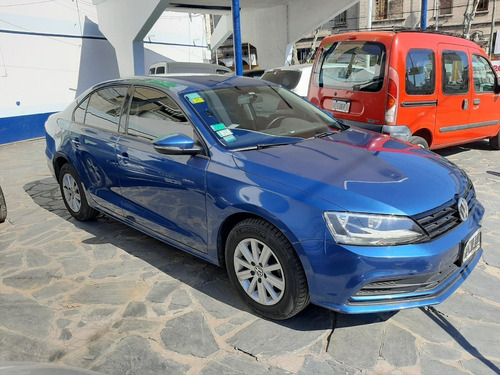 Volkswagen Vento Advanced 2.0 2015