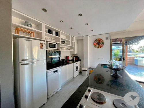 Imagen 8 de 21 de Departamento En Venta En Pinamar.